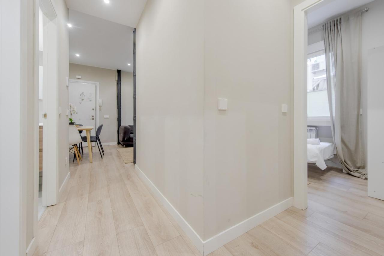 مدريد Acogedor Apt 3 Habitaciones Y Terraza En El Centro المظهر الخارجي الصورة