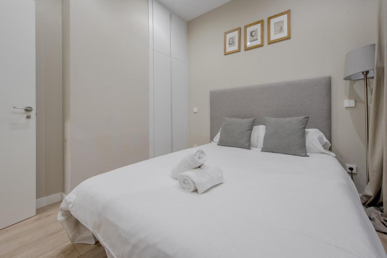 مدريد Acogedor Apt 3 Habitaciones Y Terraza En El Centro المظهر الخارجي الصورة